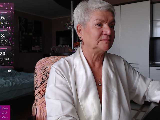 roxana-brooks online show from August 11, 2:19 pm