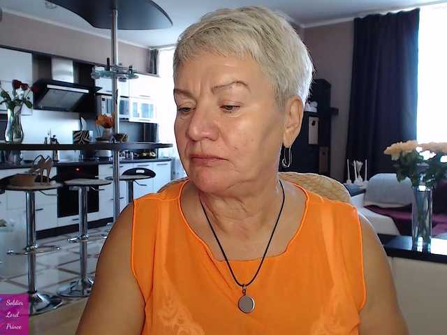roxana-brooks online show from August 13, 3:37 pm