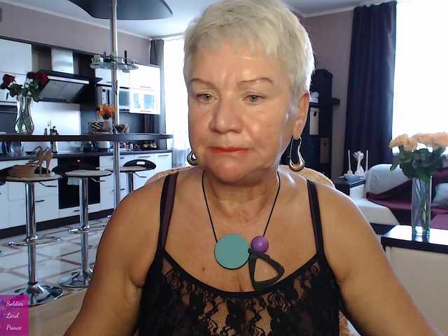 roxana-brooks online show from August 14, 3:26 pm