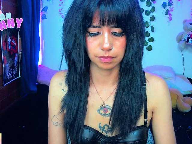 roxanbunny online show from July 8, 6:17 am