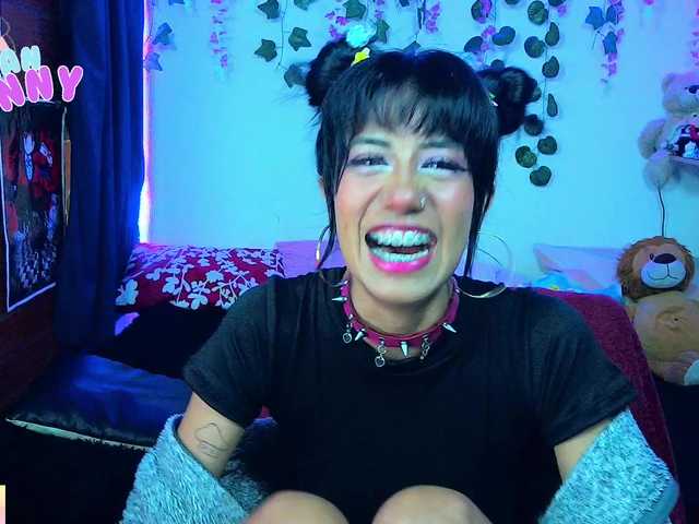 roxanbunny online show from July 10, 7:03 am