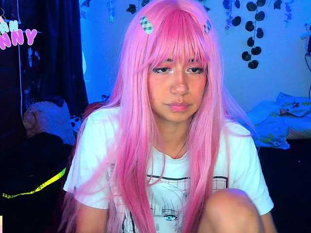 roxanbunny online show from August 1, 7:14 am