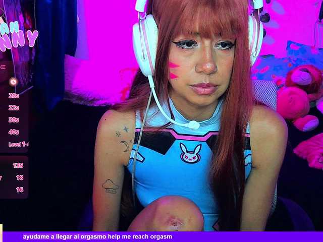 roxanbunny online show from August 6, 7:07 am