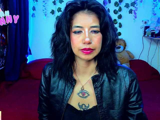 roxanbunny online show from August 15, 6:17 am