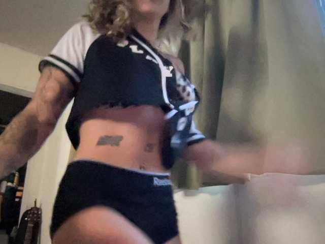 roxyrusso online show from August 14, 4:38 am