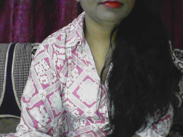 royelpari online show from April 4, 7:37 am