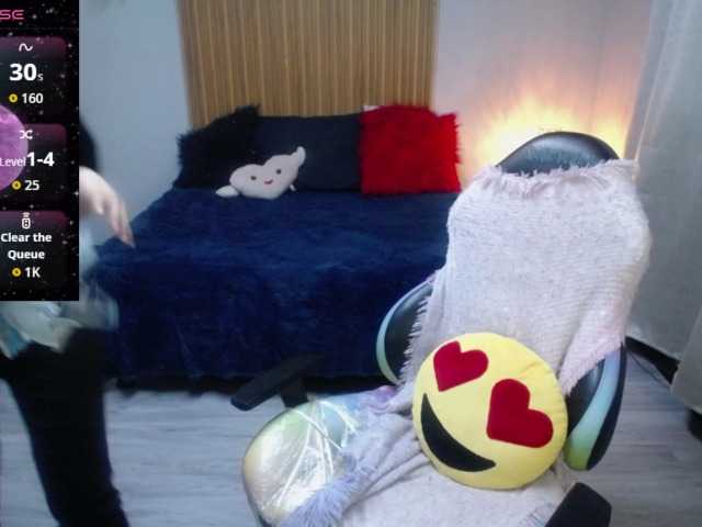 sailormon07 online show from August 9, 6:58 am