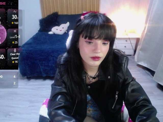 sailormon07 online show from August 9, 9:10 am