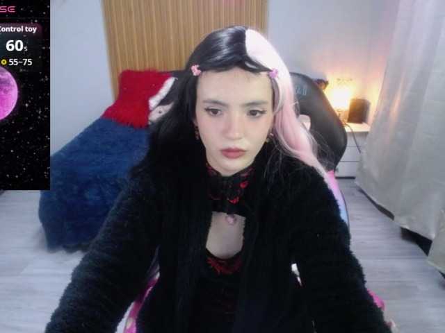 sailormon07 online show from August 14, 7:01 am