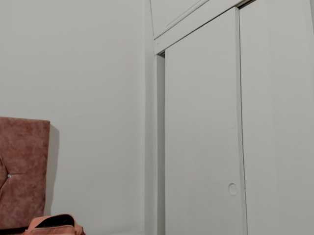 scarleth18 online show from May 26, 9:49 pm