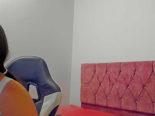 scarleth18 online show from June 4, 8:57 pm