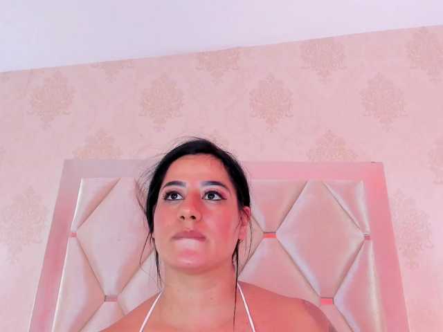 selenecarter online show from August 15, 2:59 am