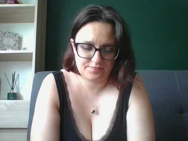 sensualParis online show from August 3, 7:37 am