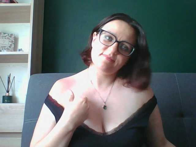 sensualParis online show from August 3, 11:17 am