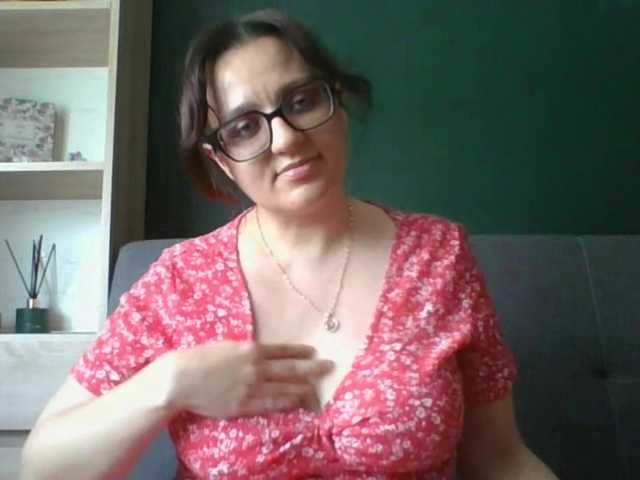 sensualParis online show from August 5, 10:13 am
