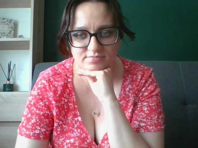 sensualParis online show from August 7, 5:18 am