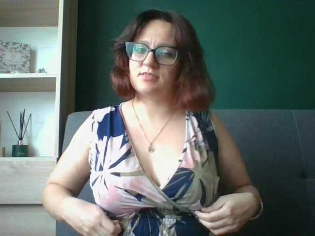 sensualParis online show from August 7, 7:30 am