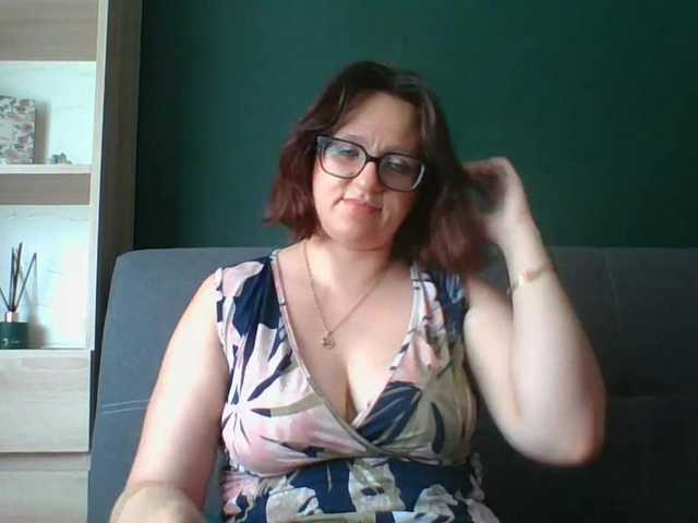 sensualParis online show from August 7, 11:21 am