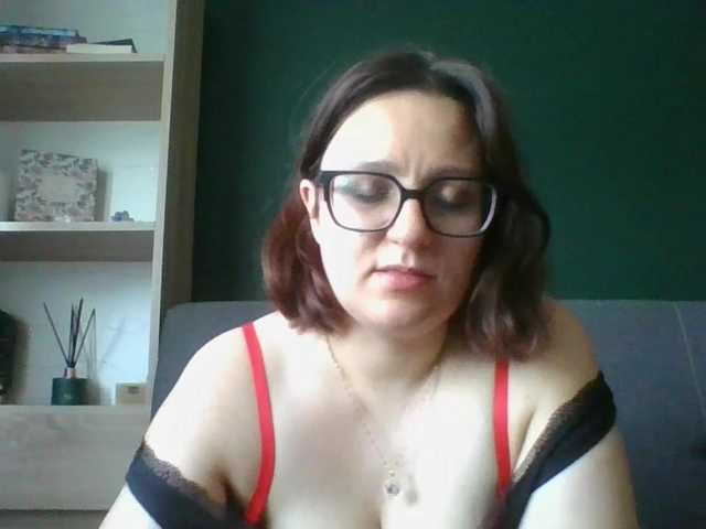 sensualParis online show from August 10, 6:26 am