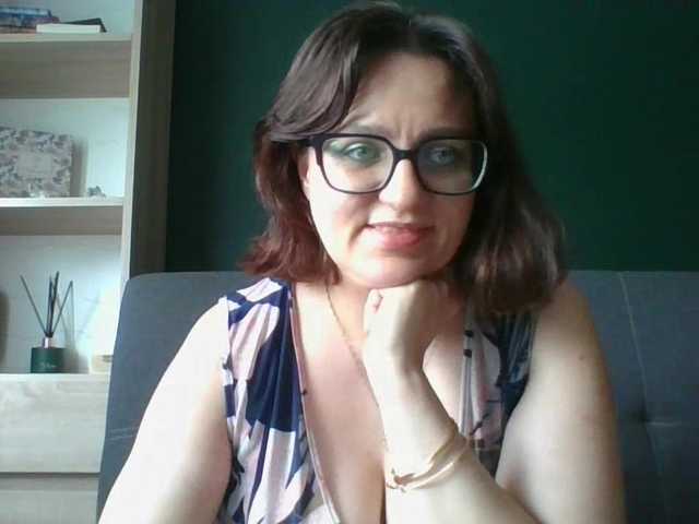 sensualParis online show from August 11, 7:43 am