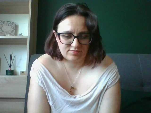 sensualParis online show from August 12, 6:27 am