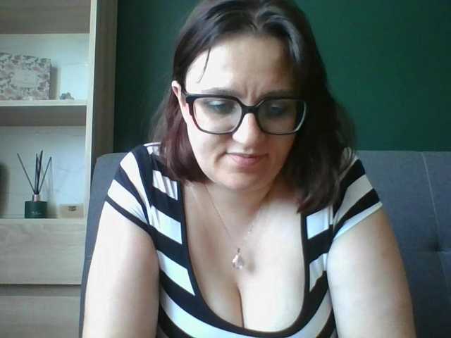 sensualParis online show from August 13, 9:12 am