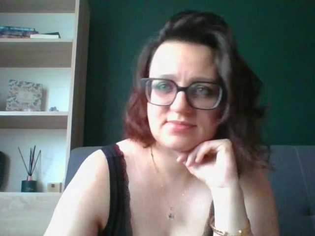 sensualParis online show from August 17, 5:23 am