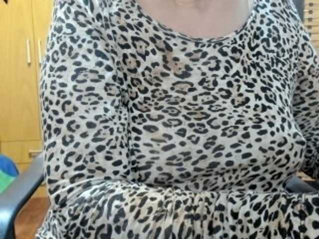 sensugirl online show from August 4, 6:27 pm
