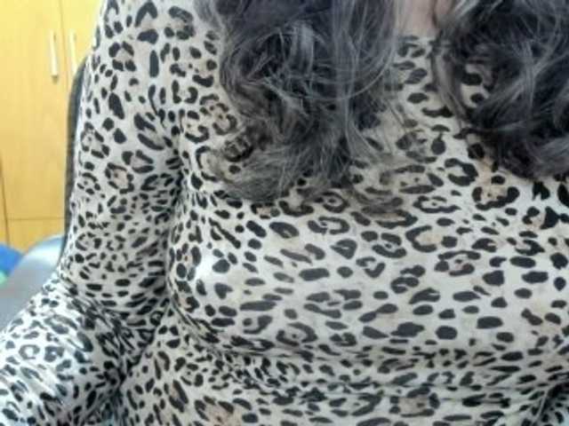sensugirl online show from August 4, 7:33 pm