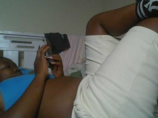 sexyebonita1 online show from August 15, 8:35 pm