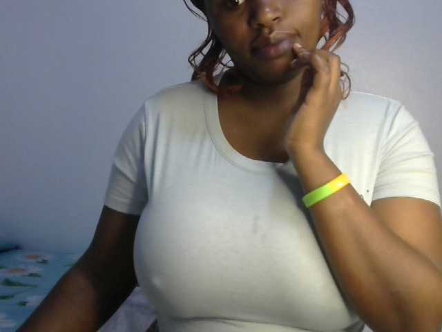 sexyhazel online show from July 24, 4:59 am