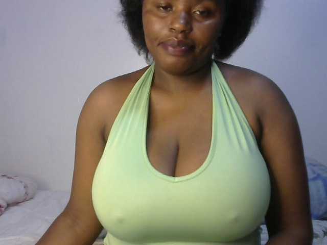 sexyhazel online show from August 3, 4:52 am