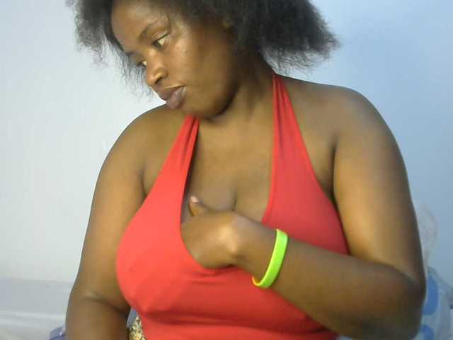 sexyhazel online show from August 4, 4:53 am