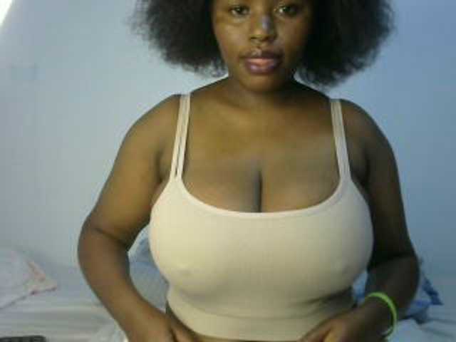 sexyhazel online show from August 5, 7:28 am