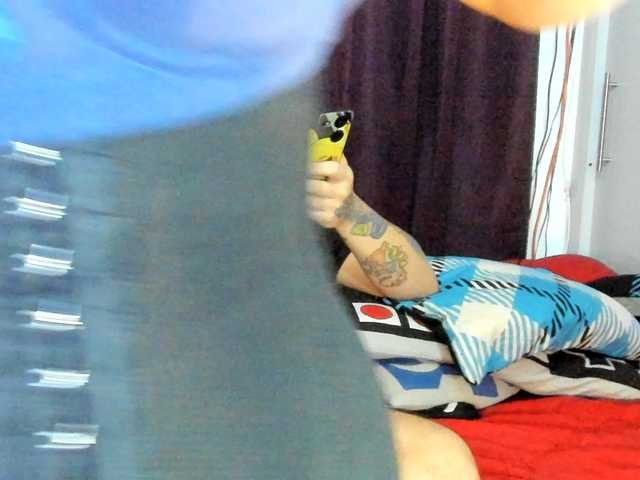 Mia-Sergio online show from August 19, 8:59 pm