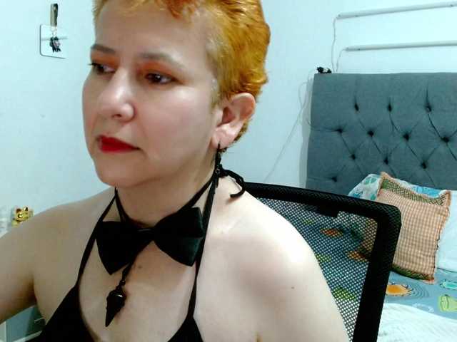 sharon-mom online show from August 13, 11:08 pm