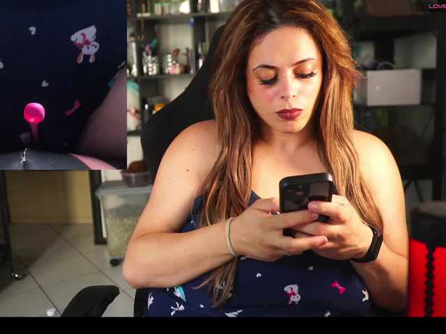 sharonurb3x online show from June 20, 4:29 pm