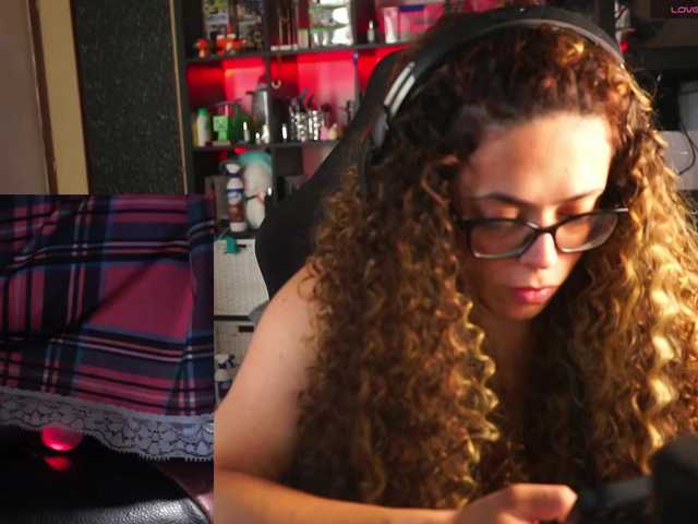 sharonurb3x online show from June 26, 1:25 pm