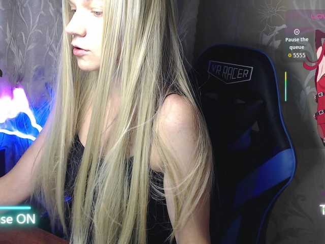 Shiny Victoria online show from August 2, 8:21 am