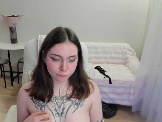 silverglace online show from September 3, 10:24 pm