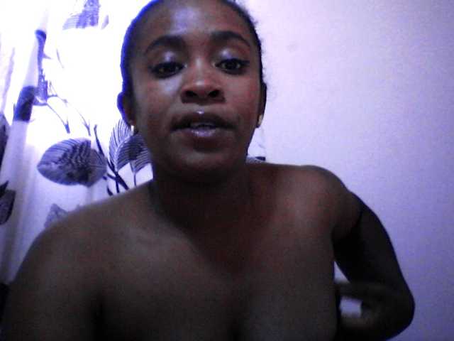 silviaLaBombe online show from August 13, 1:03 pm