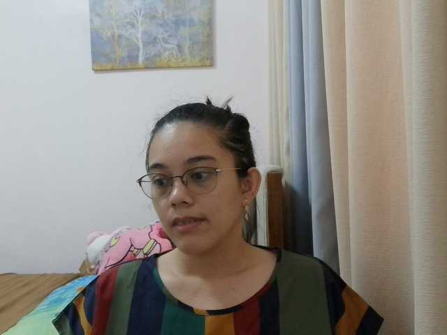 simplesindyxx online show from August 5, 3:04 am