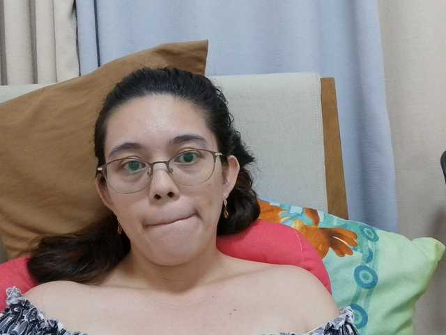 simplesindyxx online show from August 9, 12:06 pm