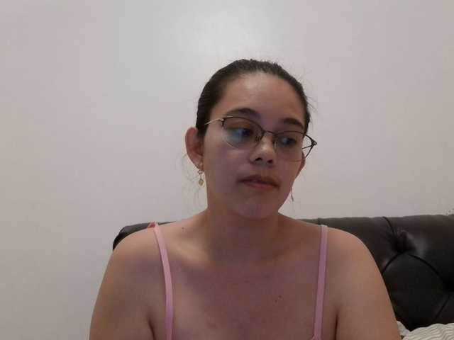 simplesindyxx online show from August 15, 10:30 am