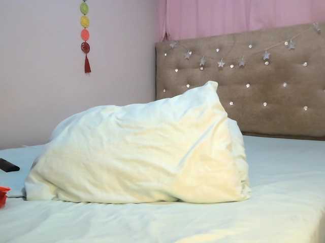 sofia8428 online show from August 14, 12:58 am