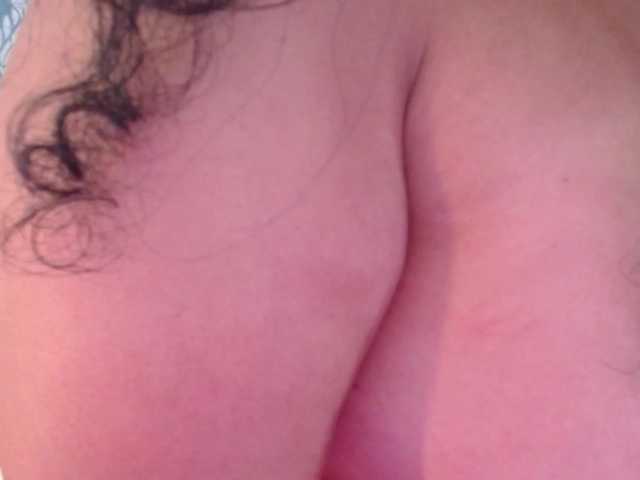sofiacowperx online show from August 13, 4:37 am