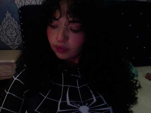 sofiacowperx online show from August 14, 10:57 pm