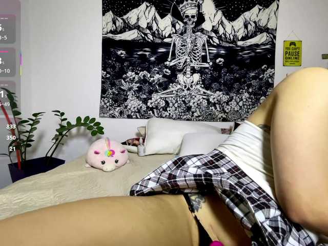 sophiasnarl online show from July 24, 1:52 am