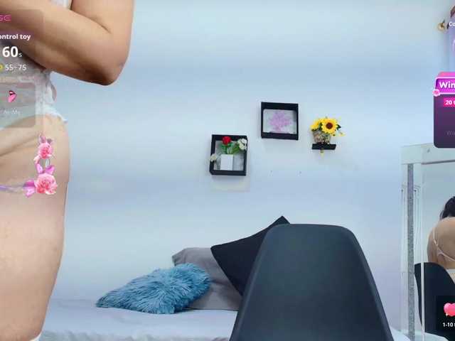 sophieTyler1 online show from August 14, 7:06 pm