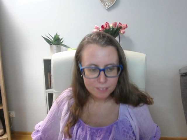 sparkleLizzy online show from July 29, 8:54 am